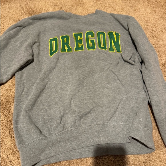 Oregon College Crewneck size medium - Picture 2 of 3